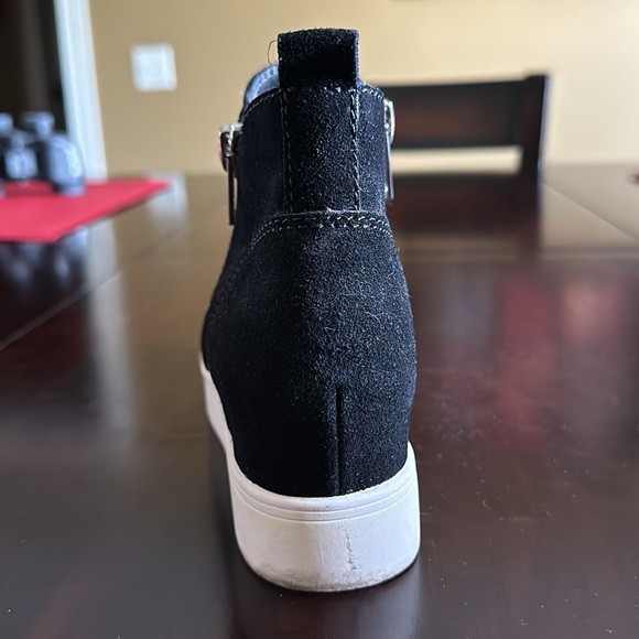 EUC - Steve Madden - Picture 5 of 5